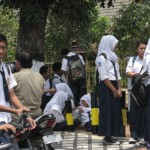 Auf Bali und anderen Insel gibt es auch die guten alten Schuluniformen