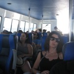 In der Fähre zwischen Bali und den Gili Islands kann es auch enger werden...