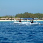Typisches Tauchboot vor den Gili Islands